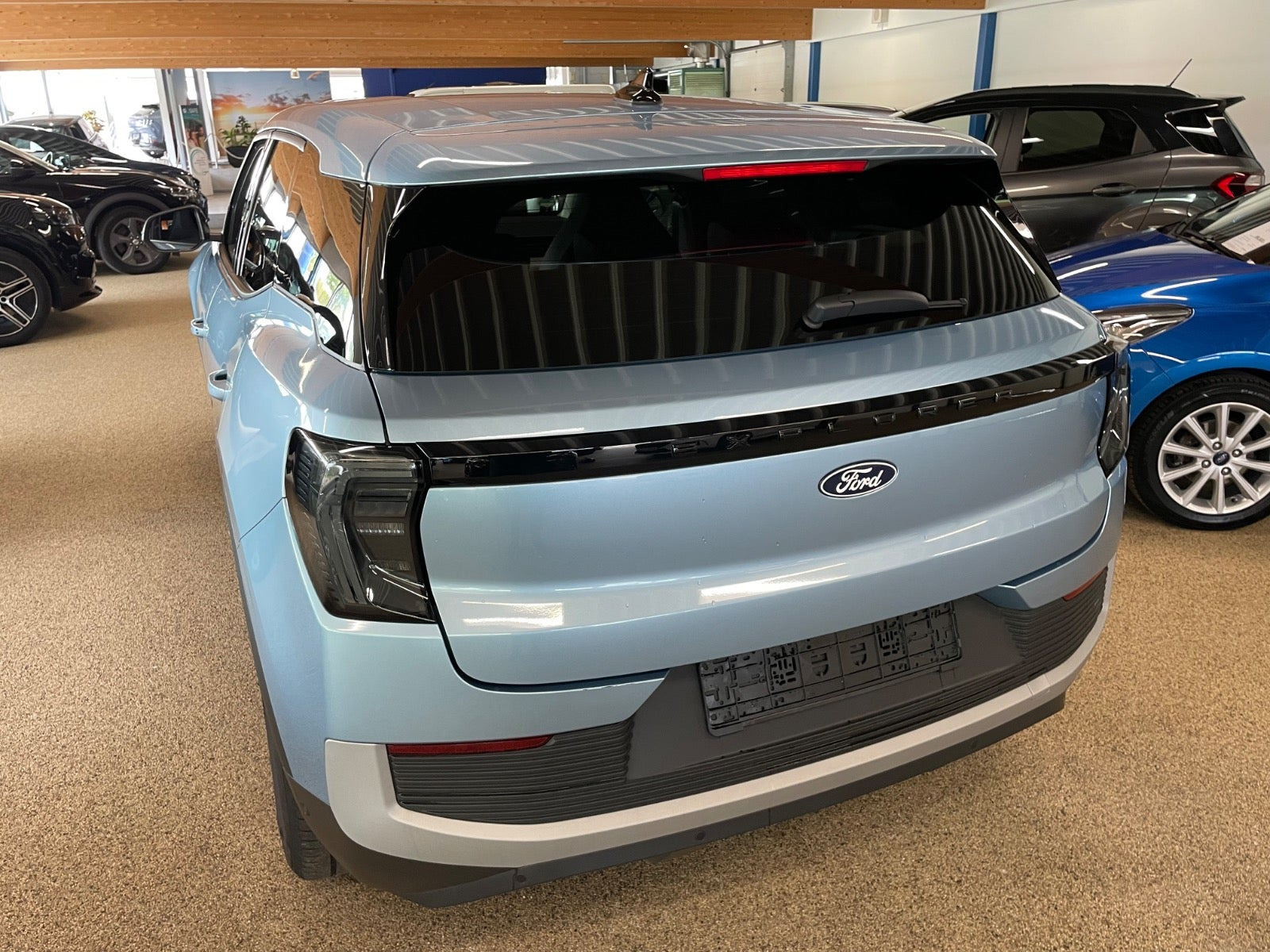 Blå Ford Explorer fra 2025