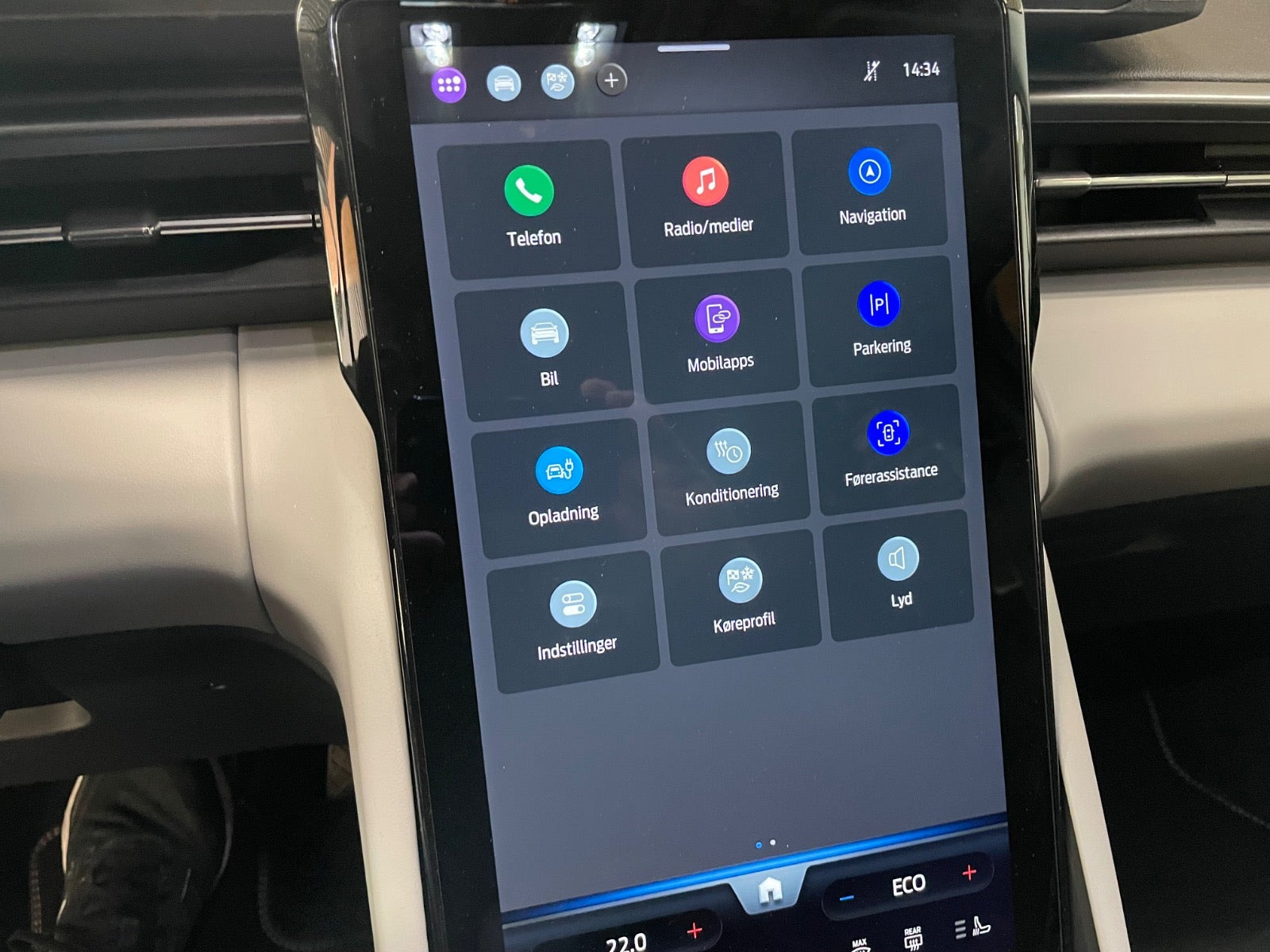 Blå Ford Explorer fra 2025