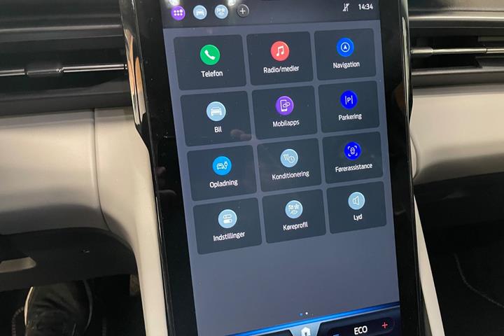 Blå Ford Explorer fra 2025