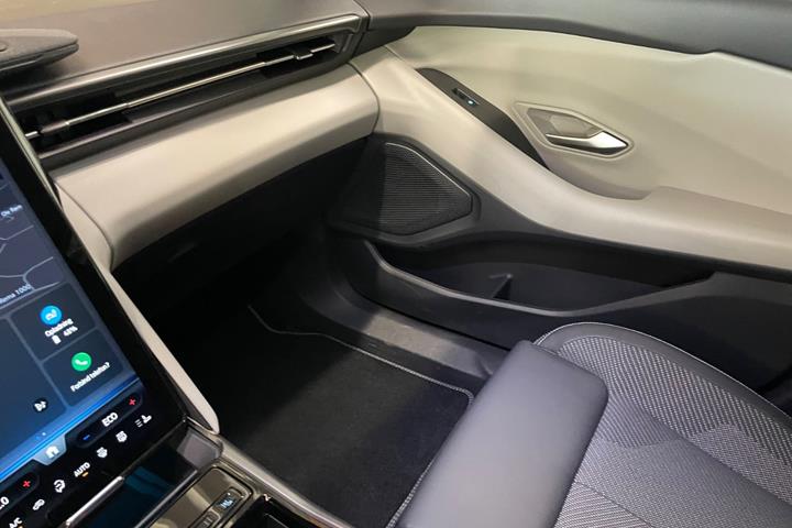Blå Ford Explorer fra 2025