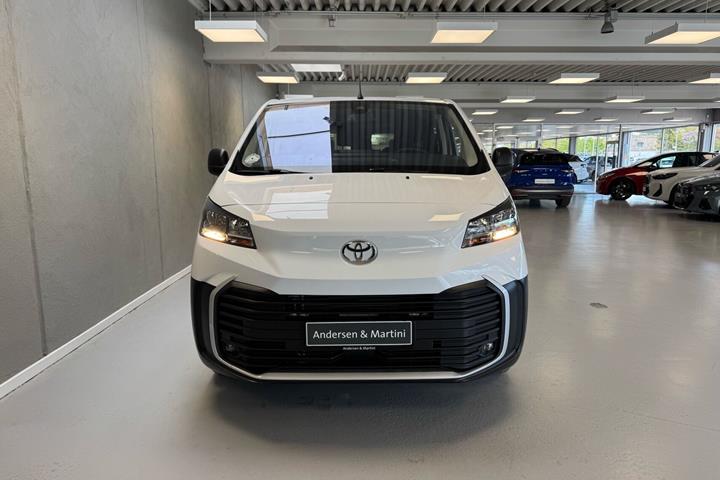 Hvid Toyota Proace Verso Electric fra 2024