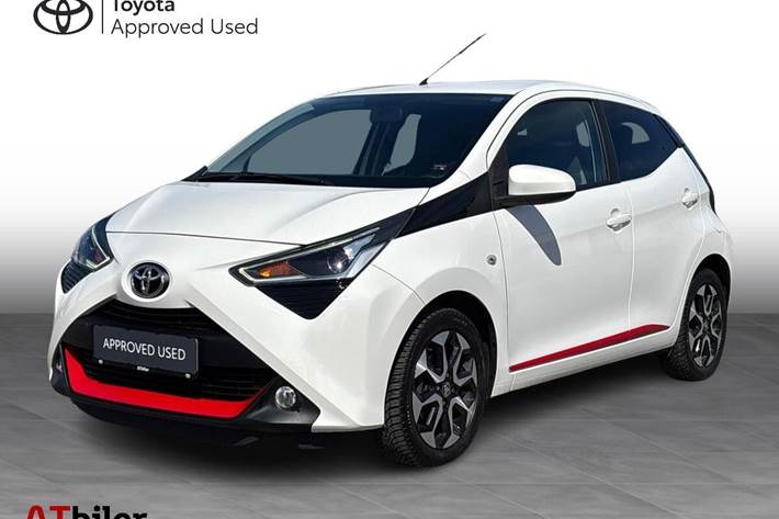 Hvid Toyota Aygo fra 2020