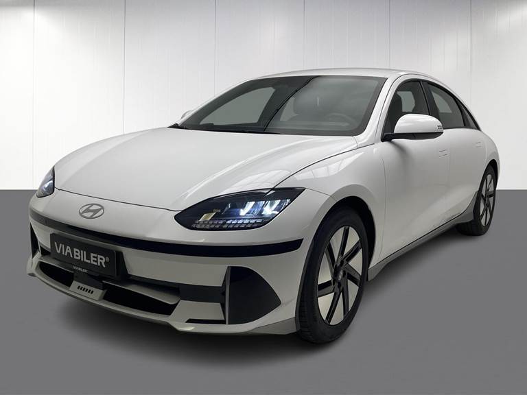 Hyundai Ioniq 6 Electric 77,4 kWh Essential 229HK Aut.