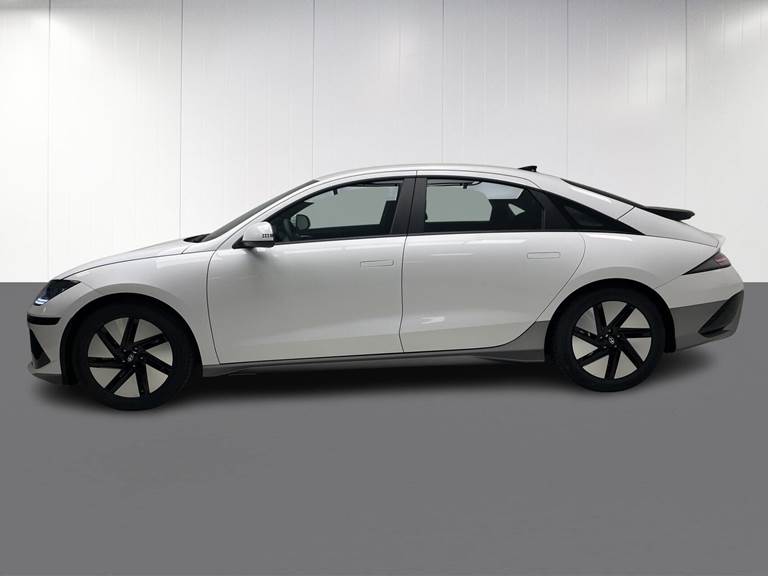 Hyundai Ioniq 6 Electric 77,4 kWh Essential 229HK Aut.