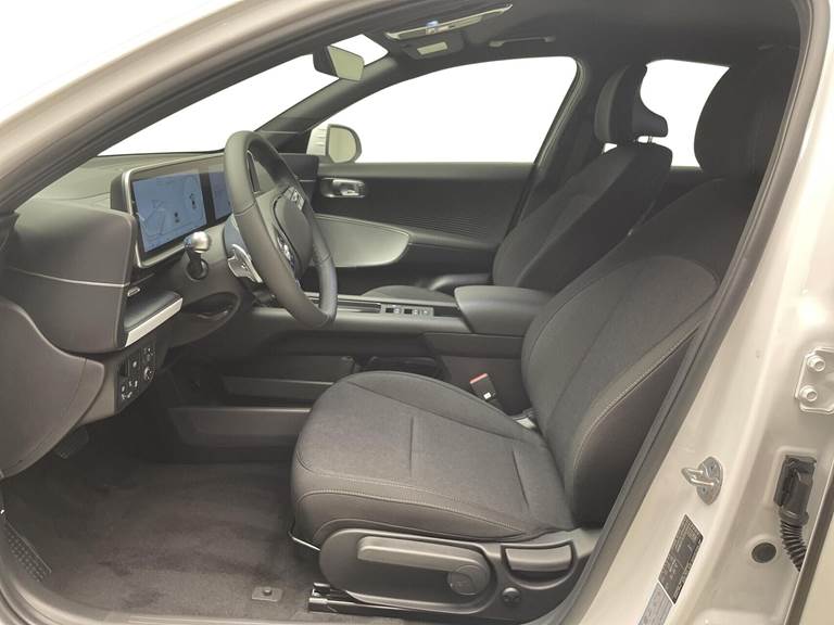Hyundai Ioniq 6 Electric 77,4 kWh Essential 229HK Aut.