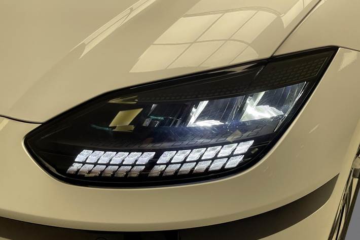 Hvid Hyundai Ioniq 6 fra 2026