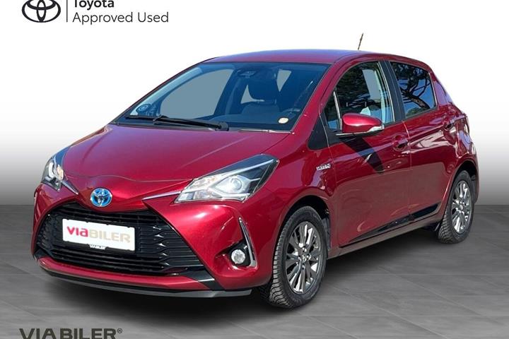 Rød Toyota Yaris fra 2018 set udefra