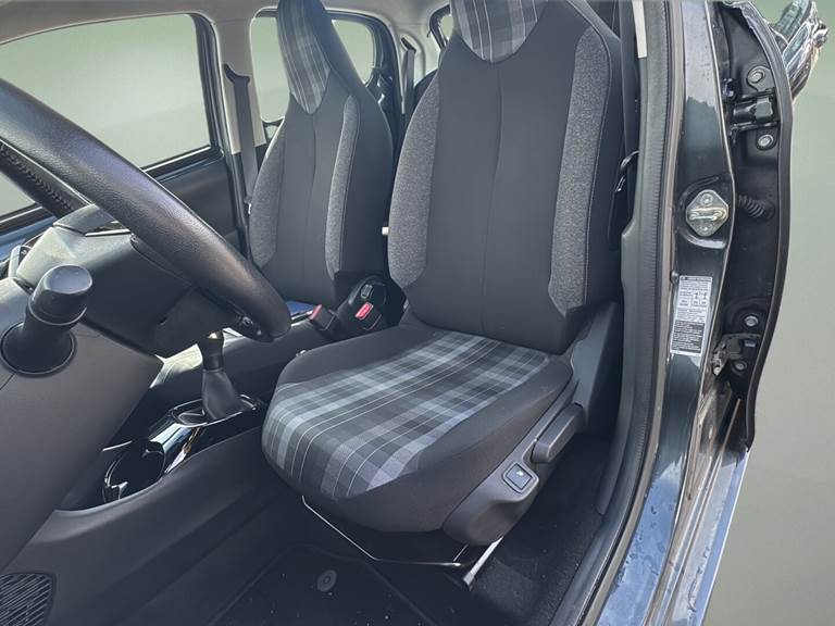 Peugeot 108 1,0 e-Vti Allure+ 72HK 5d