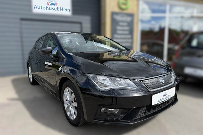Sort Seat Leon fra 2019 set udefra