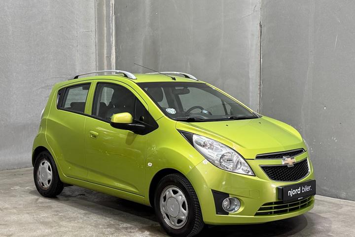 undefined Chevrolet Spark fra 2012 set udefra