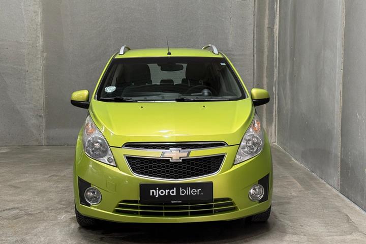 undefined Chevrolet Spark fra 2012 set udefra