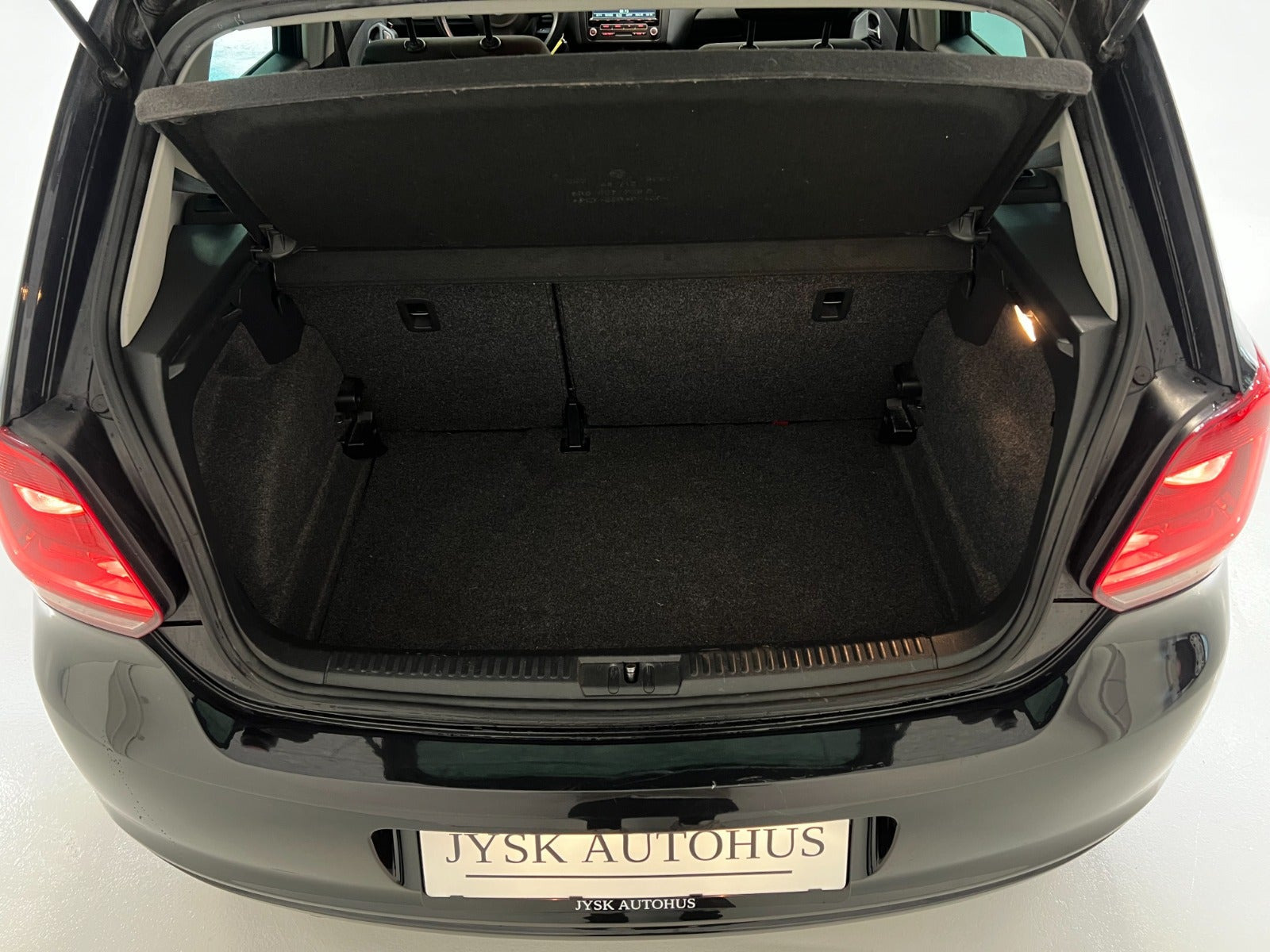 Sort VW Polo fra 2013