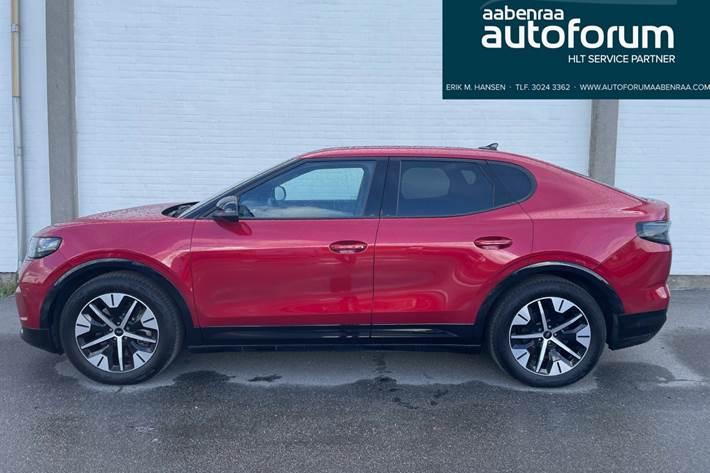 Rød Ford Capri fra 2025