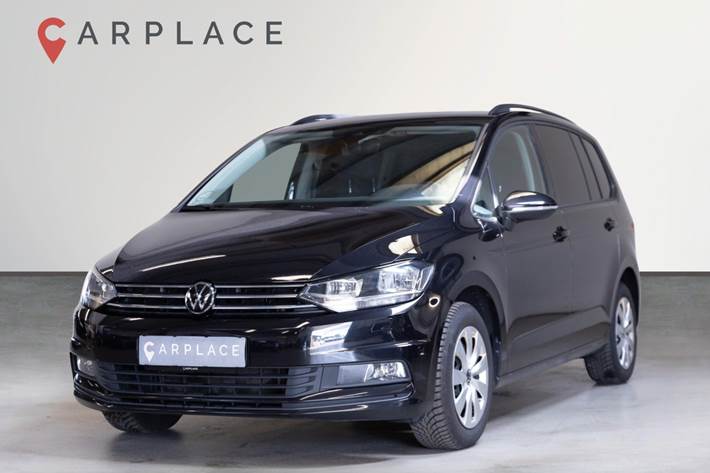 Sort VW Touran fra 2023