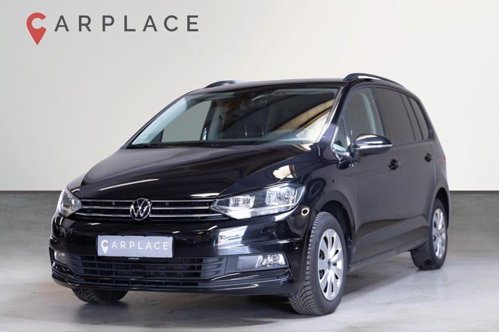 Sort VW Touran fra 2023 set udefra