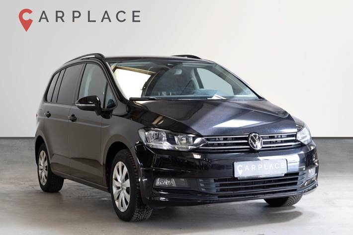 Sort VW Touran fra 2023