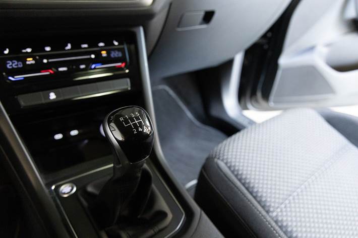 Sort VW Touran fra 2023