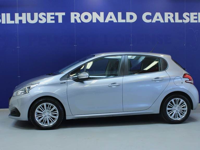 Peugeot 208 1,2 PureTech 82 Signature