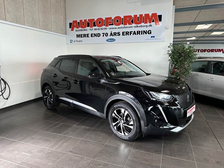 Peugeot 2008 1,5 BlueHDi 110 Allure Pack