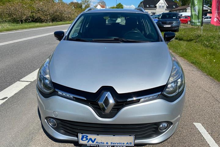 Sølv Renault Clio IV fra 2014