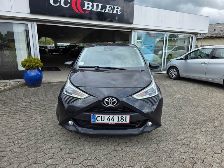 Toyota Aygo 1,0 VVT-i x-play x-shift