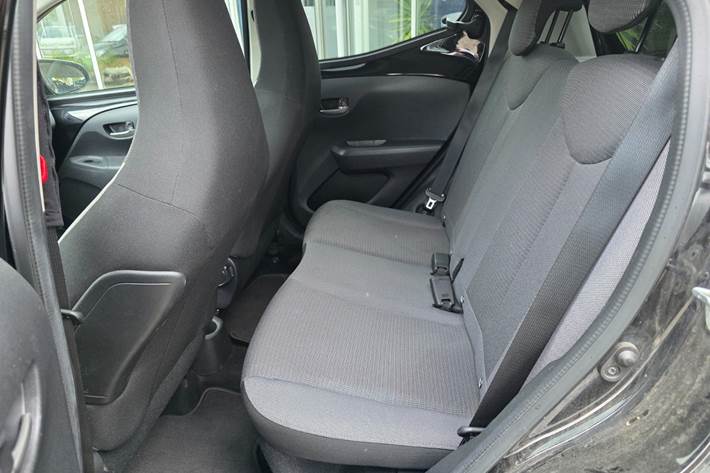 Sort Toyota Aygo fra 2020