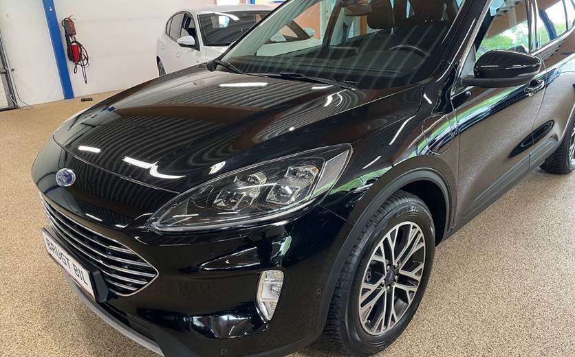 Ford Kuga 2,5 PHEV Titanium X CVT