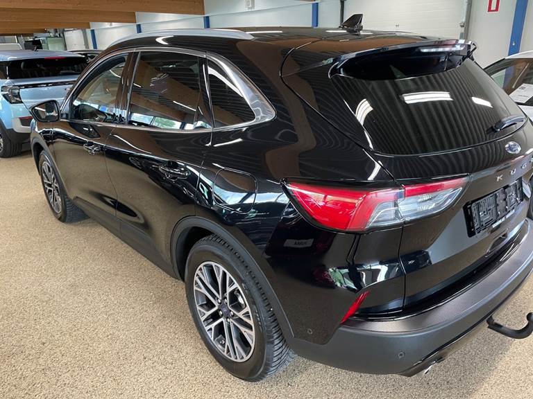 Ford Kuga 2,5 PHEV Titanium X CVT