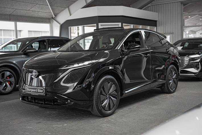 Sort Nissan Ariya fra 2024