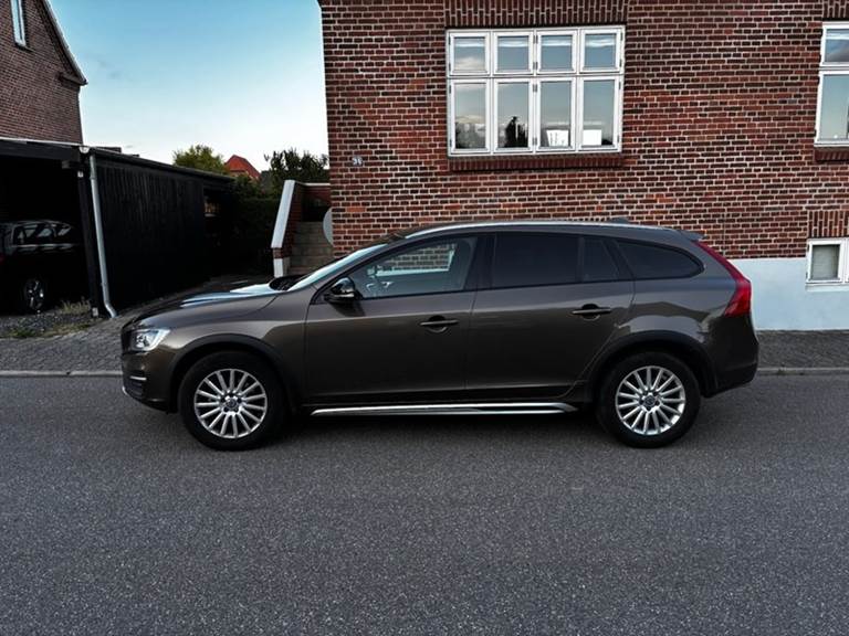 Volvo V60 CC D4 Aut.