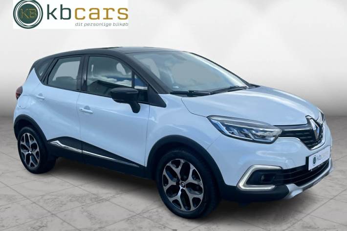 Hvid Renault Captur fra 2018 set udefra