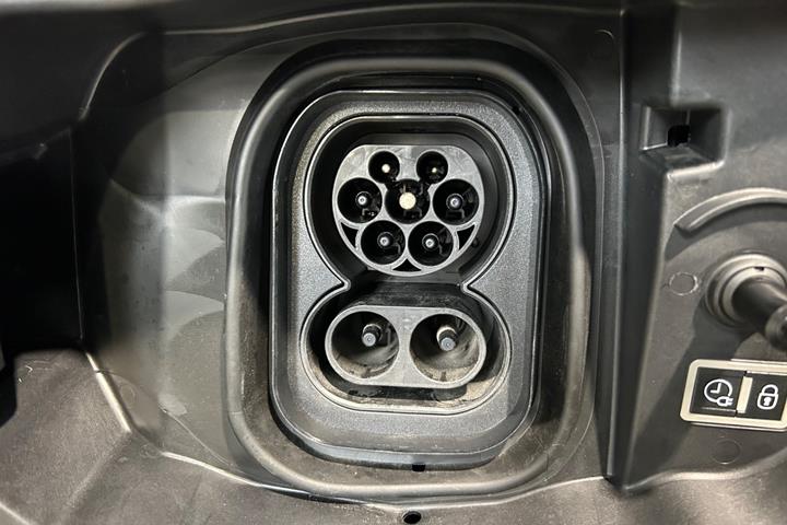 Sort Citroën ë-C4 fra 2025