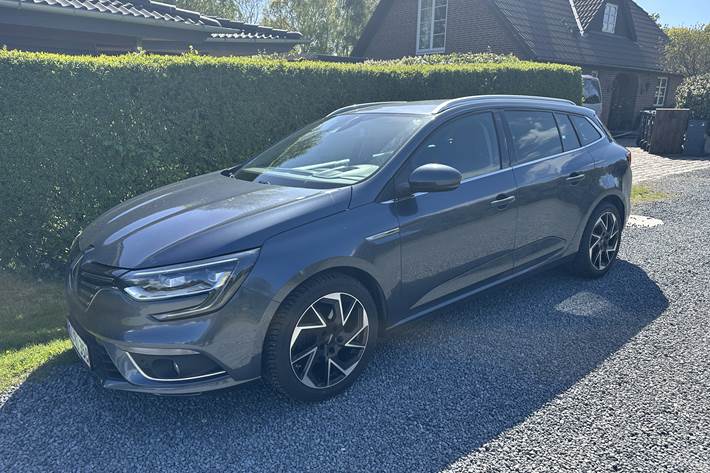 Grå Renault Mégane fra 2018