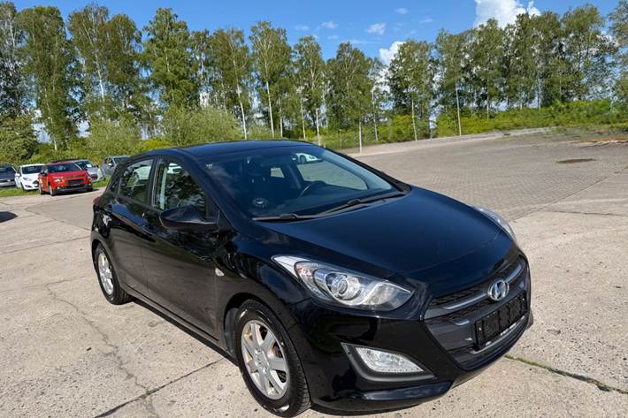 undefined Hyundai i30 fra 2016 set udefra