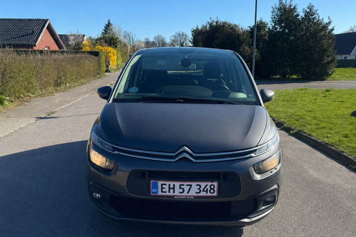 Grå Citroën Grand C4 Picasso fra 2017