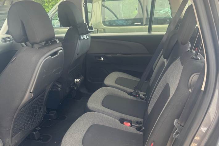 Grå Citroën Grand C4 Picasso fra 2017