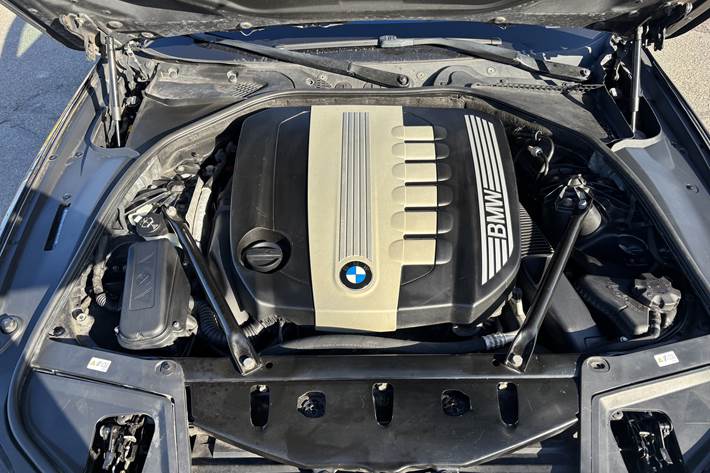 Sort BMW 525d fra 2011