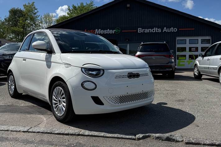 undefined Fiat 500e fra 2023