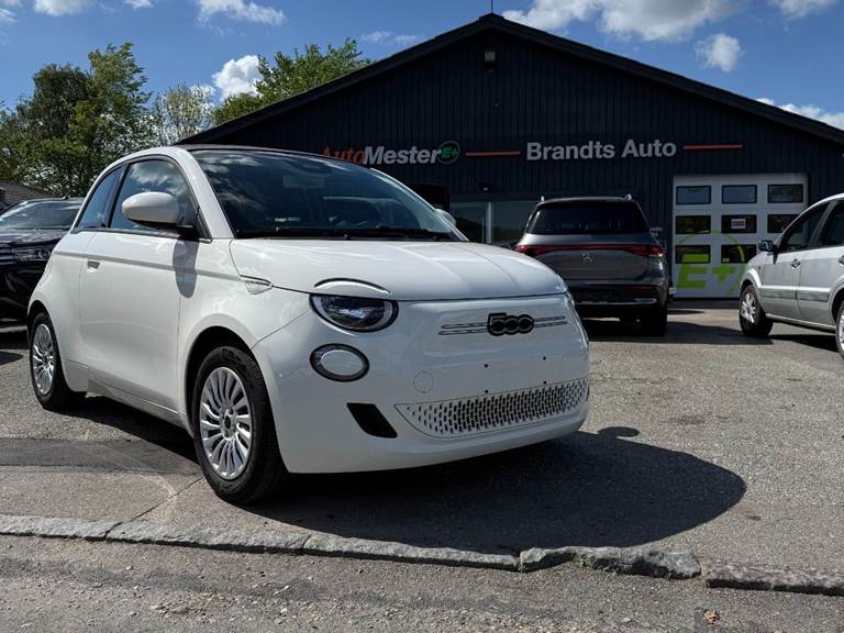 Fiat 500e 42 Icon Cabrio