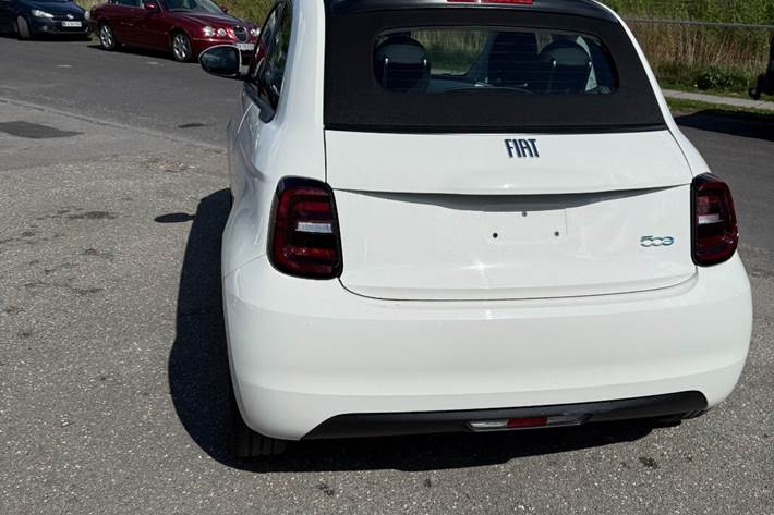 undefined Fiat 500e fra 2023
