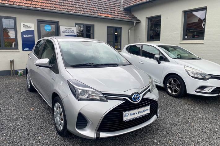undefined Toyota Yaris fra 2014