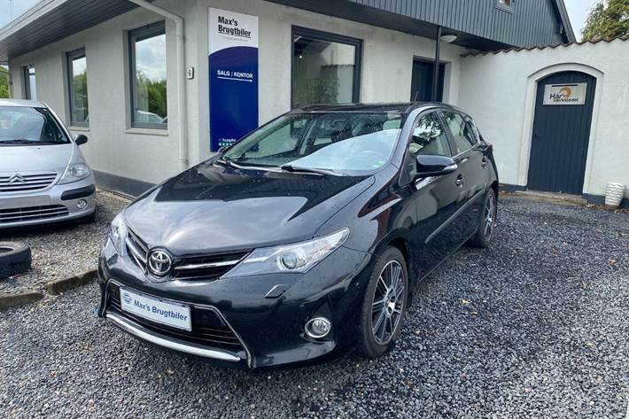 undefined Toyota Auris fra 2012