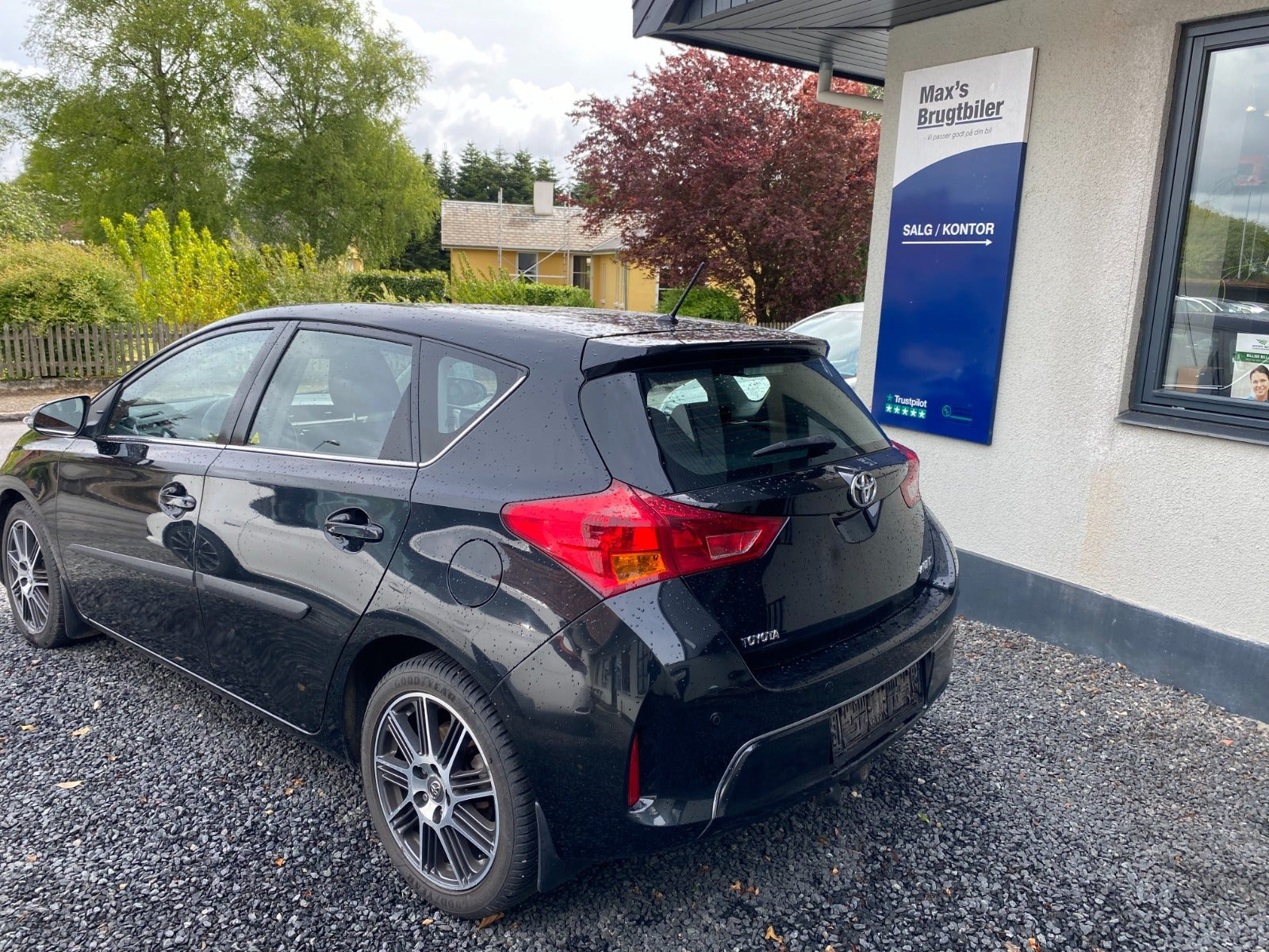 undefined Toyota Auris fra 2012