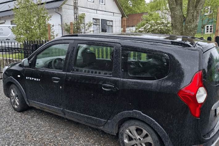 Sort Dacia Lodgy fra 2016