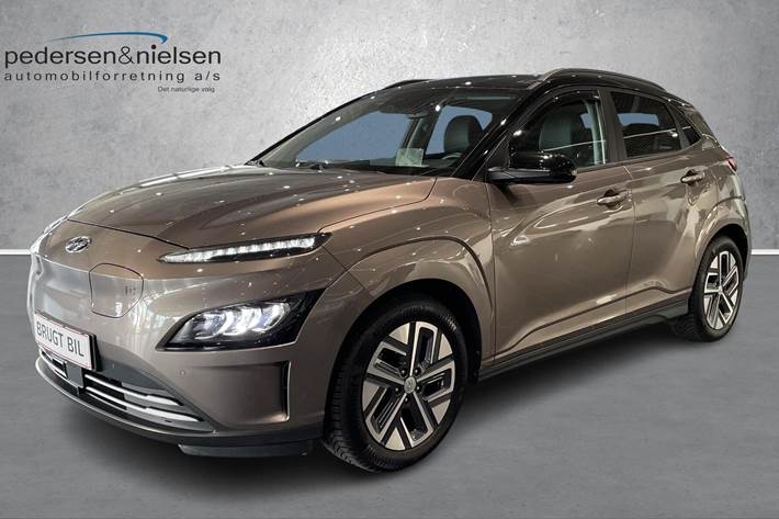Grå Hyundai Kona fra 2022