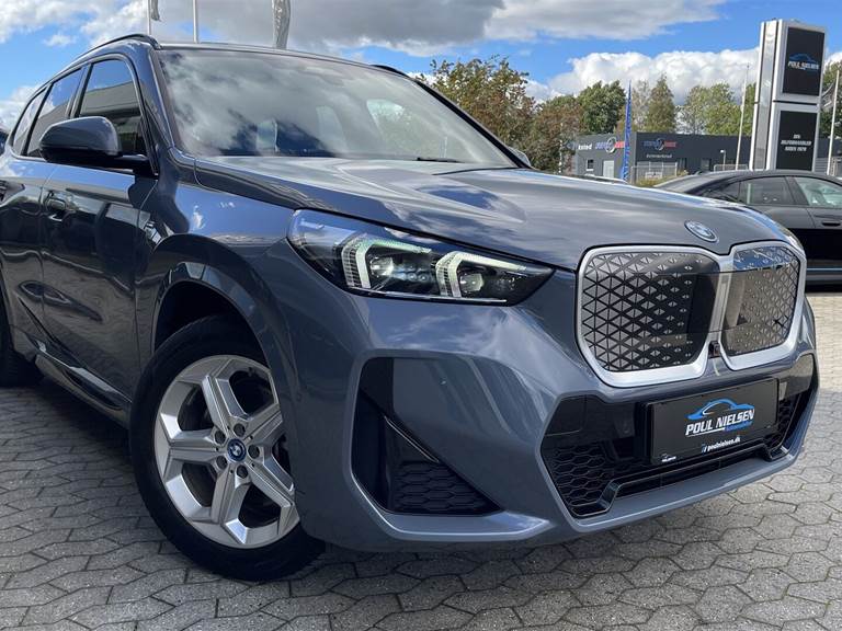BMW iX1 xDrive30 EL Fully Charged 4x4 313HK 5d Aut.