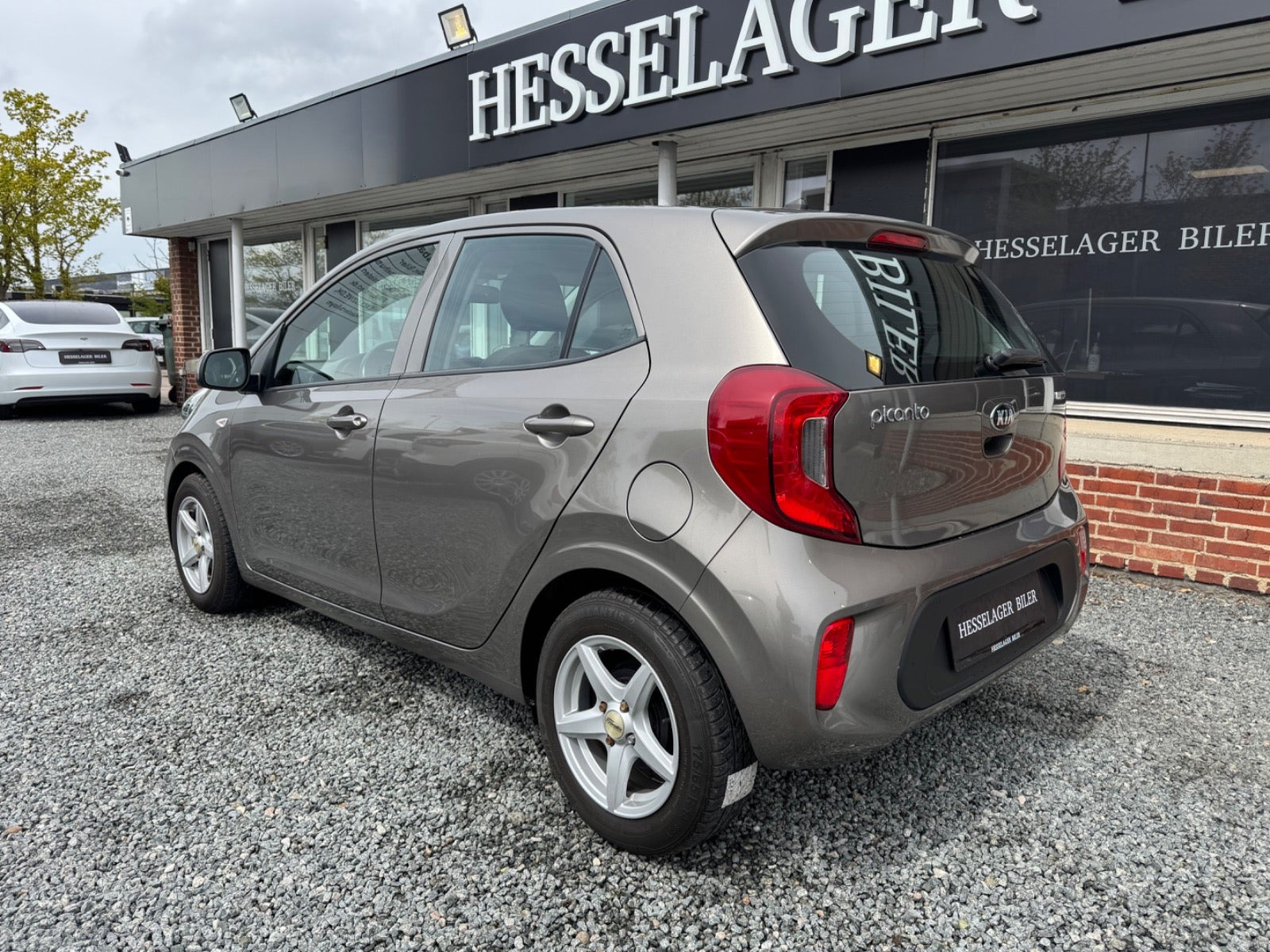 Orange Kia Picanto fra 2018