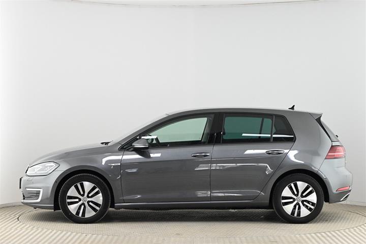 Grå VW Golf fra 2019