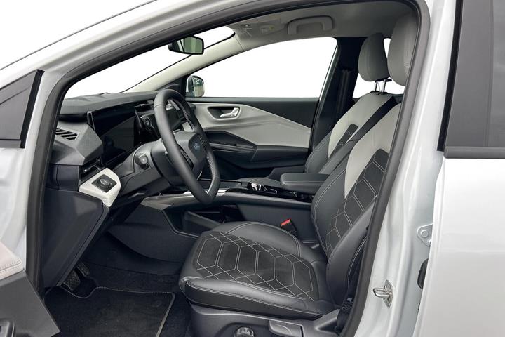 Hvid Ford Puma fra 2025