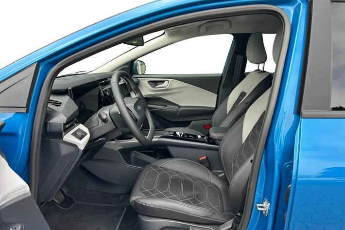 Blå Ford Puma fra 2025